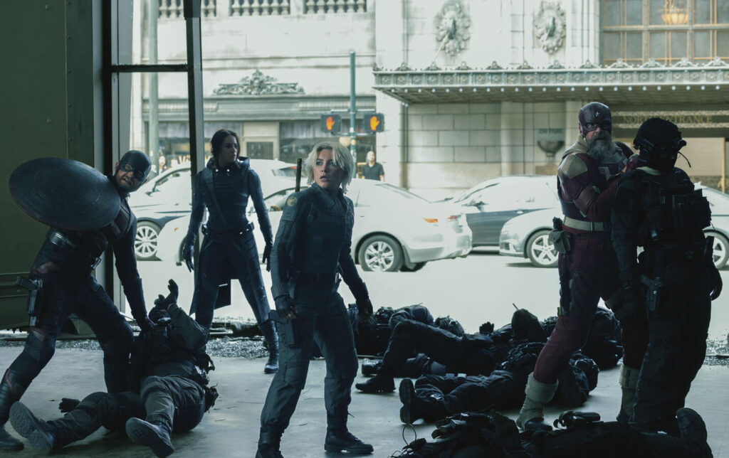 Thunderbolts Bucky Barnes, Ghost (Ava Starr), Yelena Belova, U.S. Agent (John Walker), Red Guardian (Alexei Shostakov) Kampfszene